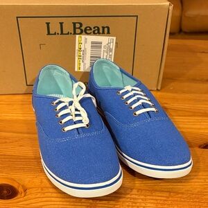 L.L. Bean Women's Blue Canvas Flats in in box 10W